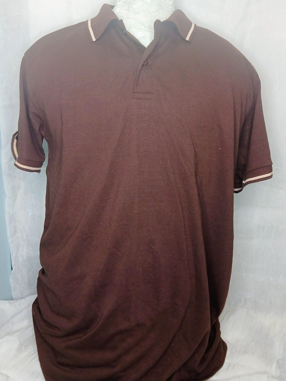 Classic Brown Polo Shirt with Contrast Trim
